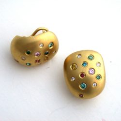 LargeDewDrops wht 800