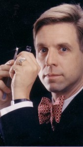 Etienne Perret designer, jeweler, goldsmith, certified gemologist